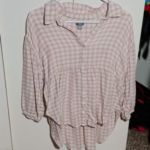 Aerie Pink Plaid Flannel Button-down Top